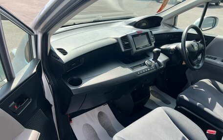 Honda Freed I, 2009 год, 899 999 рублей, 12 фотография