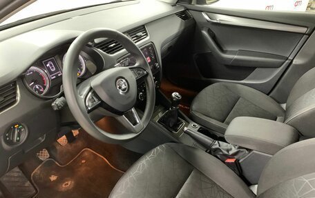 Skoda Octavia, 2019 год, 1 499 000 рублей, 10 фотография