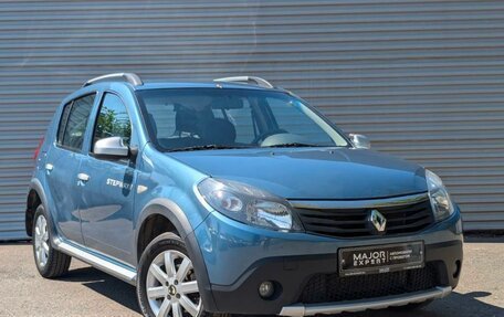 Renault Sandero I, 2013 год, 880 000 рублей, 3 фотография