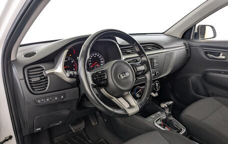 KIA Rio IV, 2021 год, 1 075 000 рублей, 15 фотография