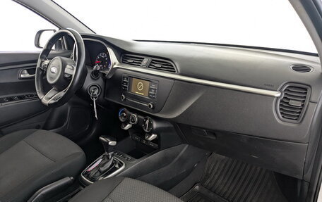 KIA Rio IV, 2021 год, 1 075 000 рублей, 19 фотография