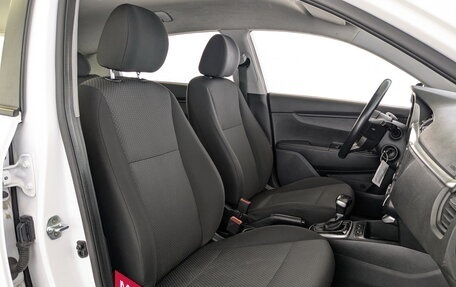 KIA Rio IV, 2021 год, 1 075 000 рублей, 18 фотография