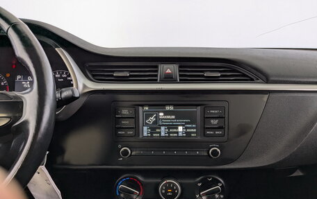 KIA Rio IV, 2021 год, 1 075 000 рублей, 15 фотография