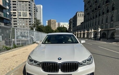 BMW 7 серия, 2016 год, 2 700 000 рублей, 4 фотография