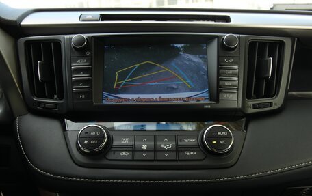 Toyota RAV4, 2017 год, 2 299 000 рублей, 5 фотография