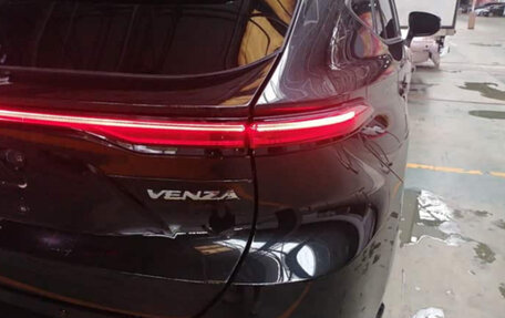 Toyota Harrier, 2022 год, 3 100 000 рублей, 5 фотография