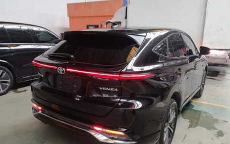 Toyota Harrier, 2022 год, 3 100 000 рублей, 6 фотография