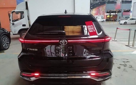 Toyota Harrier, 2022 год, 3 100 000 рублей, 7 фотография