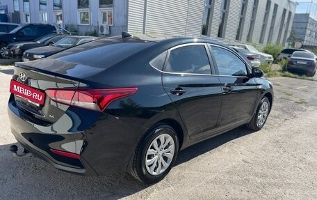 Hyundai Solaris II рестайлинг, 2018 год, 1 654 000 рублей, 2 фотография