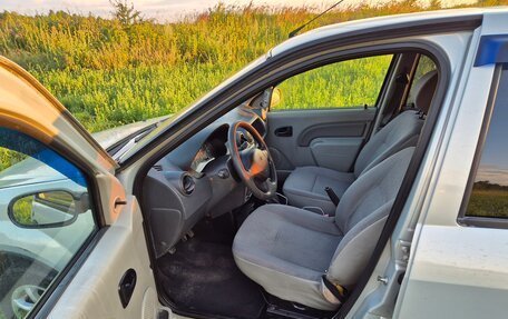 Renault Logan I, 2009 год, 285 000 рублей, 2 фотография