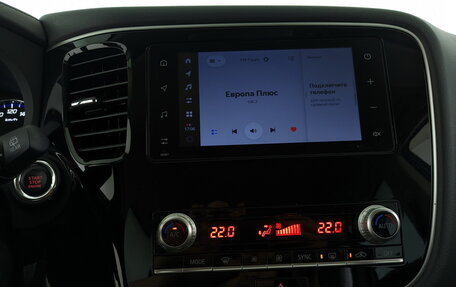 Mitsubishi Outlander III рестайлинг 3, 2021 год, 2 450 000 рублей, 16 фотография