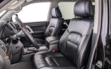 Toyota Land Cruiser 200, 2014 год, 3 750 000 рублей, 20 фотография