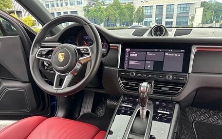 Porsche Macan I рестайлинг, 2022 год, 4 300 975 рублей, 15 фотография