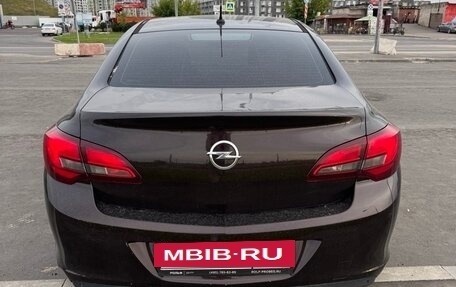 Opel Astra J, 2013 год, 890 000 рублей, 4 фотография