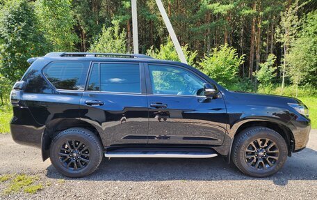 Toyota Land Cruiser Prado 150 рестайлинг 2, 2021 год, 4 500 000 рублей, 4 фотография