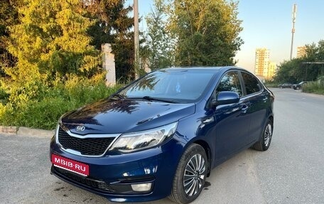 KIA Rio III рестайлинг, 2015 год, 810 000 рублей, 1 фотография