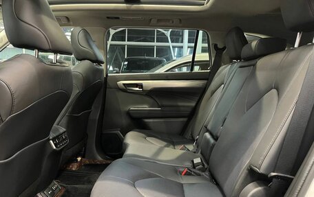 Toyota Highlander, 2025 год, 5 199 000 рублей, 11 фотография