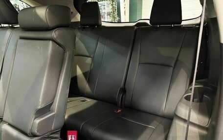 Toyota Highlander, 2025 год, 5 199 000 рублей, 13 фотография