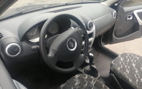 Renault Logan I, 2012 год, 670 000 рублей, 8 фотография