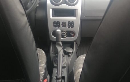 Renault Logan I, 2012 год, 670 000 рублей, 9 фотография