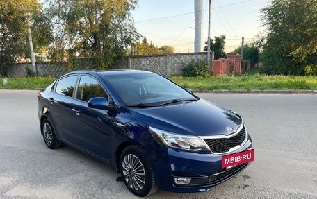 KIA Rio III рестайлинг, 2015 год, 810 000 рублей, 2 фотография