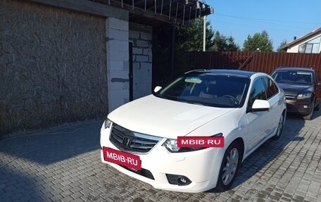 Honda Accord VIII рестайлинг, 2011 год, 1 350 000 рублей, 2 фотография
