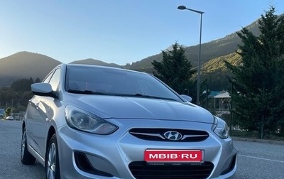 Hyundai Solaris II рестайлинг, 2011 год, 915 000 рублей, 1 фотография