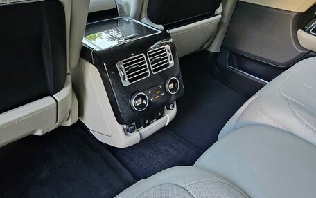 Land Rover Range Rover IV рестайлинг, 2020 год, 5 500 000 рублей, 15 фотография
