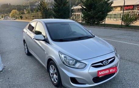 Hyundai Solaris II рестайлинг, 2011 год, 915 000 рублей, 6 фотография