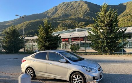 Hyundai Solaris II рестайлинг, 2011 год, 915 000 рублей, 12 фотография