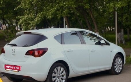 Opel Astra J, 2010 год, 650 000 рублей, 6 фотография