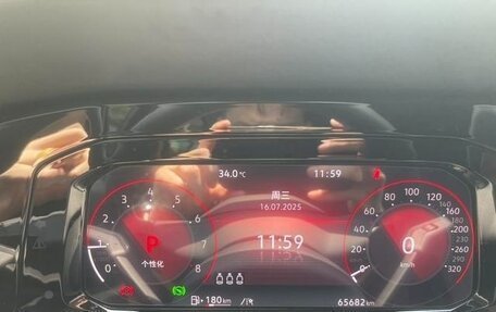 Volkswagen Golf GTI, 2021 год, 1 899 900 рублей, 11 фотография