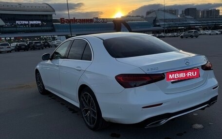 Mercedes-Benz E-Класс, 2020 год, 3 500 000 рублей, 6 фотография