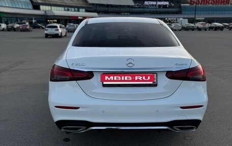 Mercedes-Benz E-Класс, 2020 год, 3 500 000 рублей, 7 фотография
