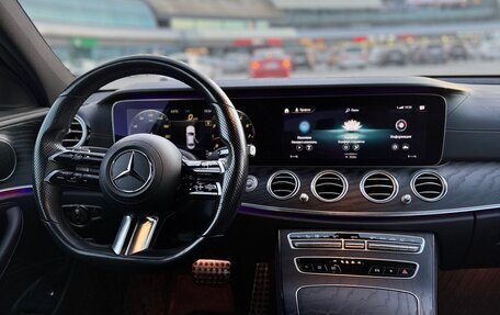 Mercedes-Benz E-Класс, 2020 год, 3 500 000 рублей, 11 фотография