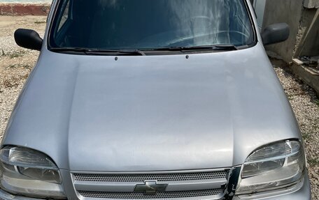 Chevrolet Niva I рестайлинг, 2005 год, 300 000 рублей, 2 фотография