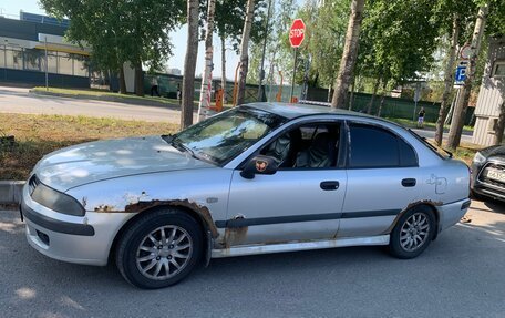 Mitsubishi Carisma I, 2003 год, 80 000 рублей, 6 фотография