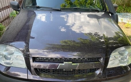 Chevrolet Niva I рестайлинг, 2017 год, 800 000 рублей, 6 фотография