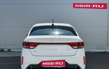 KIA Rio IV, 2021 год, 1 750 000 рублей, 10 фотография