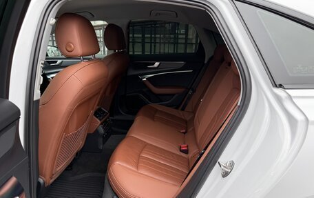 Audi A6, 2019 год, 3 300 000 рублей, 15 фотография
