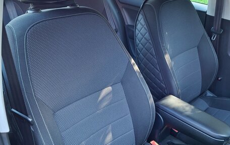 Skoda Rapid I, 2015 год, 1 050 000 рублей, 9 фотография