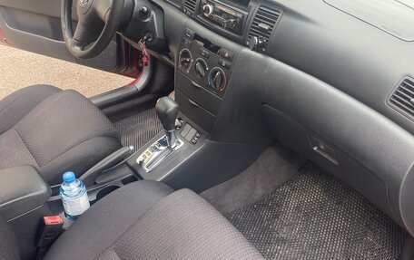 Toyota Corolla, 2005 год, 615 000 рублей, 15 фотография