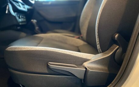 Skoda Rapid II, 2020 год, 1 810 000 рублей, 33 фотография