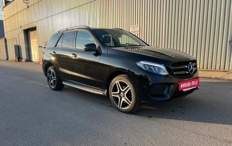 Mercedes-Benz GLE, 2017 год, 2 990 000 рублей, 2 фотография