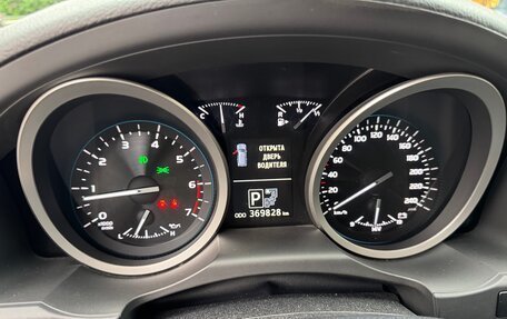 Toyota Land Cruiser 200, 2013 год, 3 600 000 рублей, 10 фотография