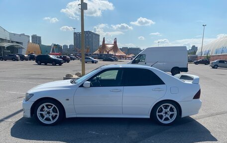 Toyota Altezza, 1999 год, 680 000 рублей, 4 фотография