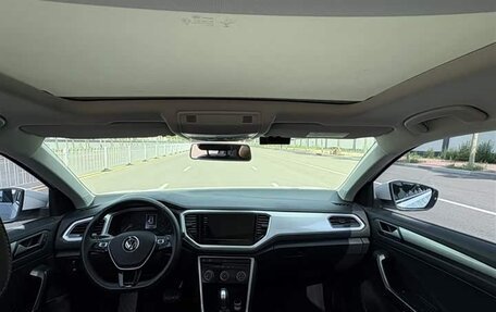 Volkswagen T-Roc I, 2021 год, 1 200 020 рублей, 8 фотография