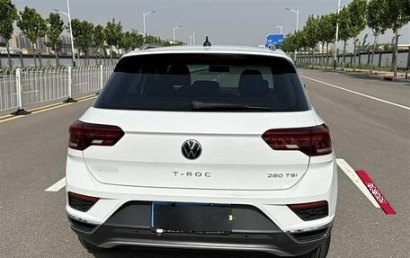 Volkswagen T-Roc I, 2021 год, 1 200 020 рублей, 7 фотография