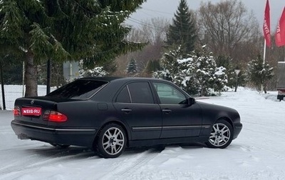 Mercedes-Benz E-Класс, 1997 год, 580 000 рублей, 1 фотография