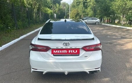 Toyota Camry, 2019 год, 2 599 000 рублей, 6 фотография